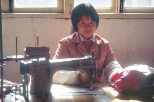 Volkskommune Ma Qiao: Textilarbeiterin. Foto: Ulrich Horb